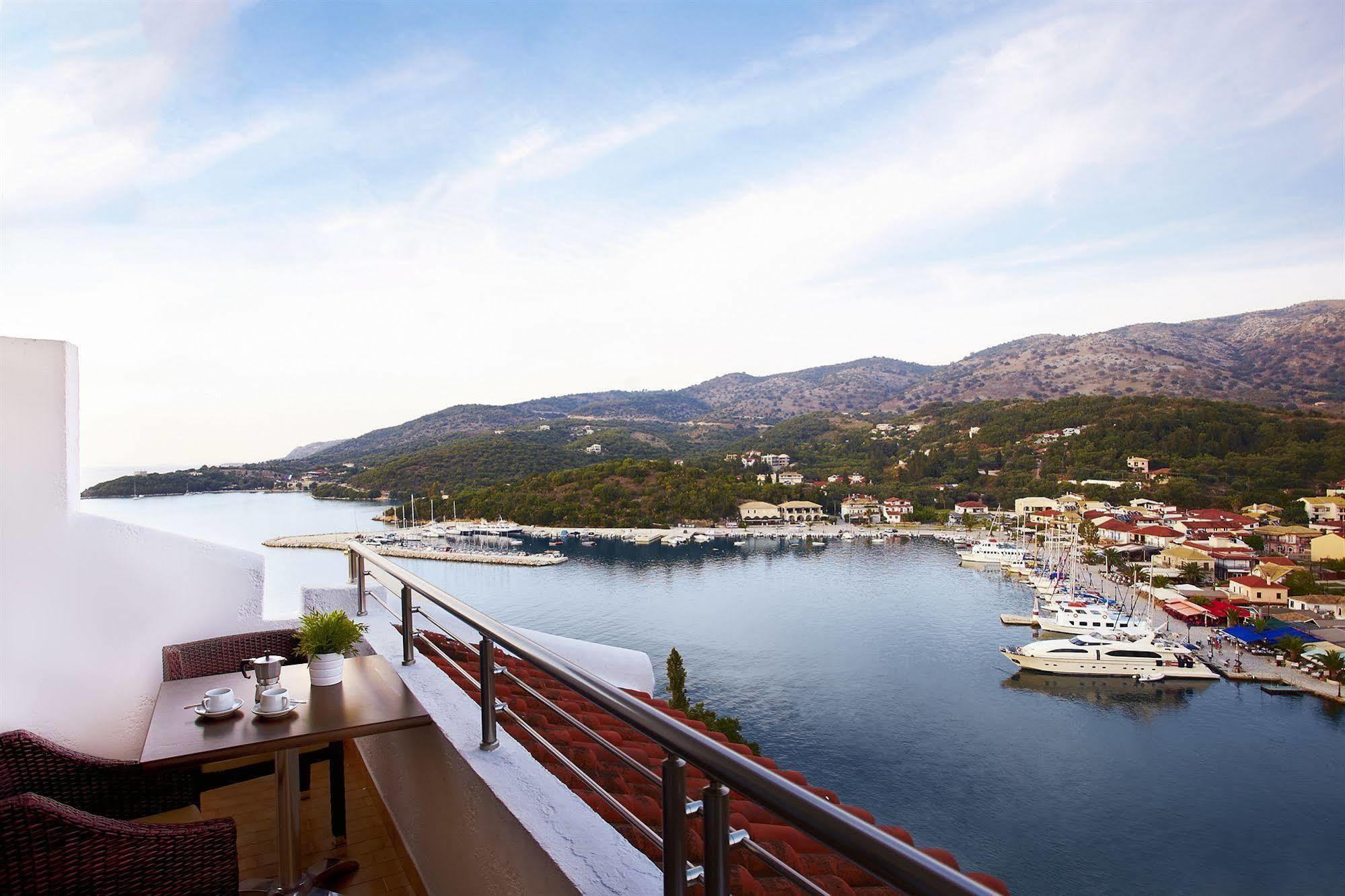Panorama Botsaris Apartments Sívota エクステリア 写真