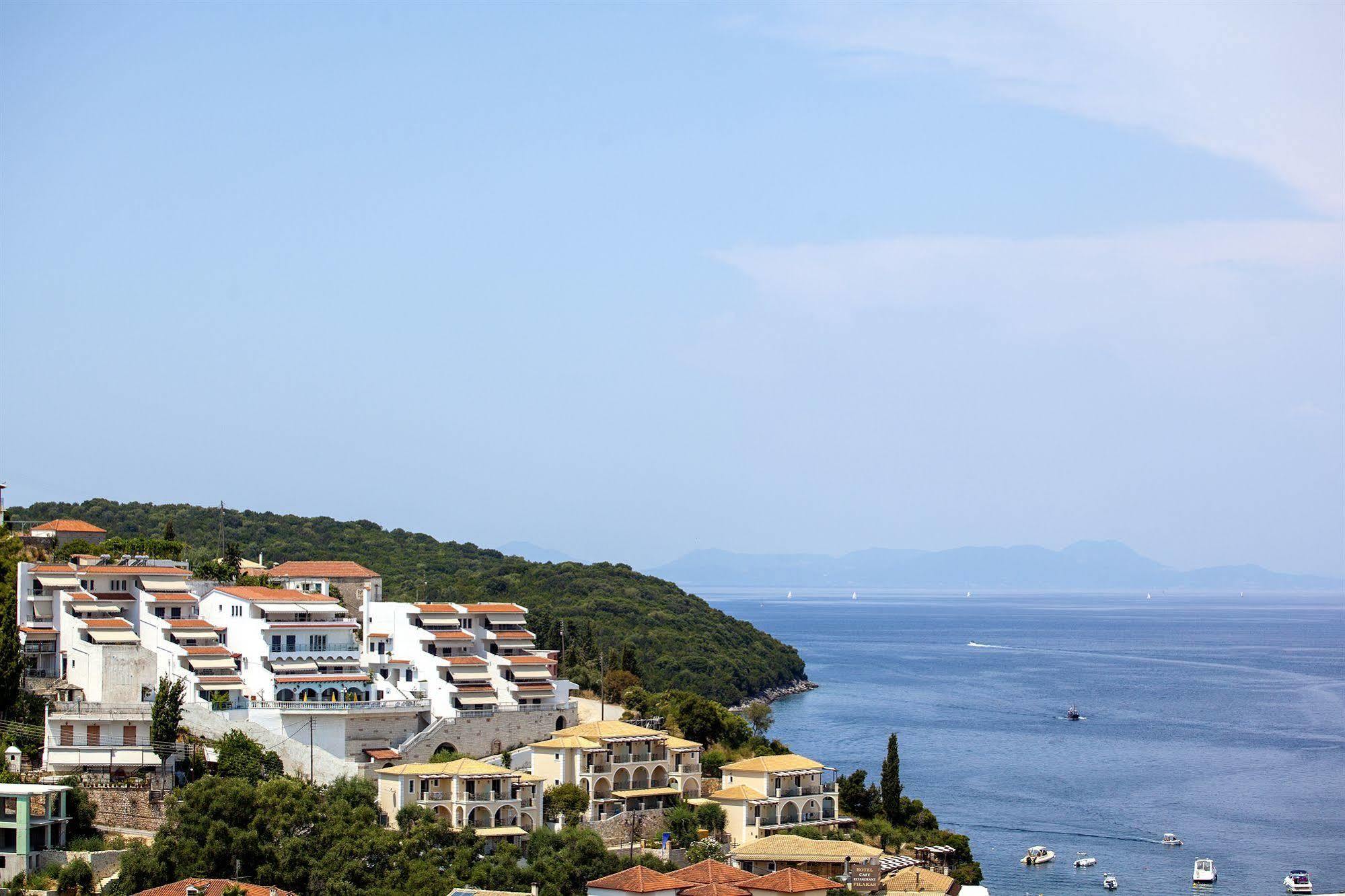 Panorama Botsaris Apartments Sívota エクステリア 写真
