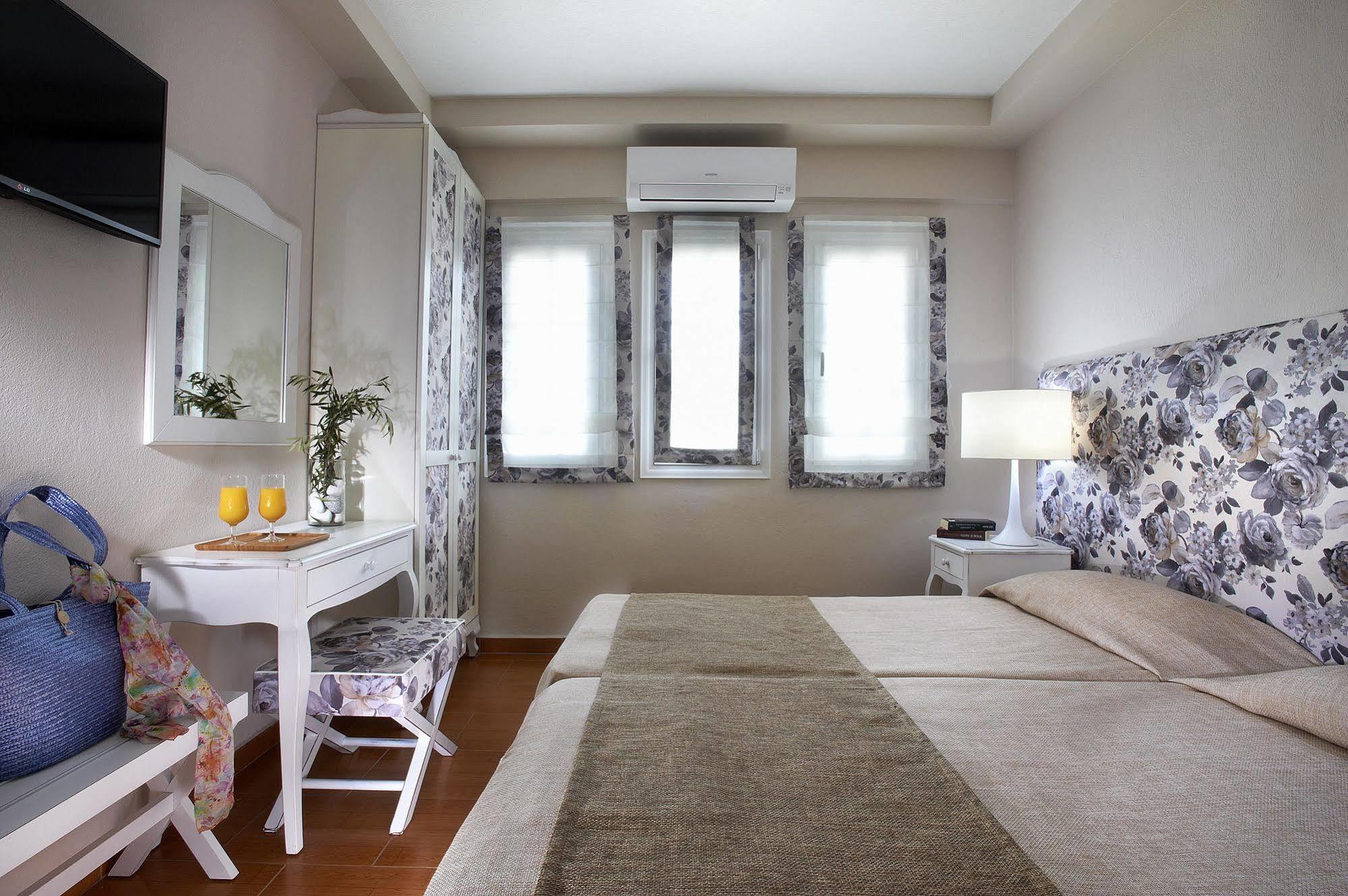 Panorama Botsaris Apartments Sívota エクステリア 写真